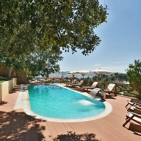 My Hide Away Villa *